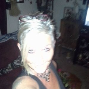 Meet your Posher, Tina